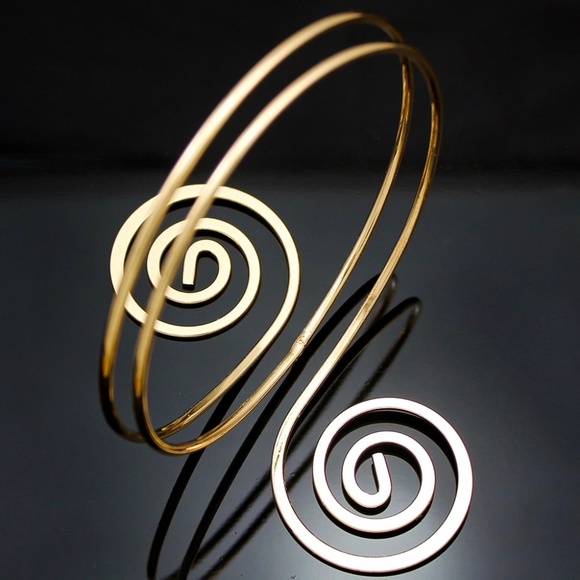 Gypsy Swirl Boho Style Gold Plated Upper Arm Cuff - Picture 6 of 15